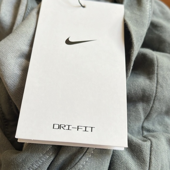 NWT Nike Dri Fit Hoodies Size S - Picture 5 of 5